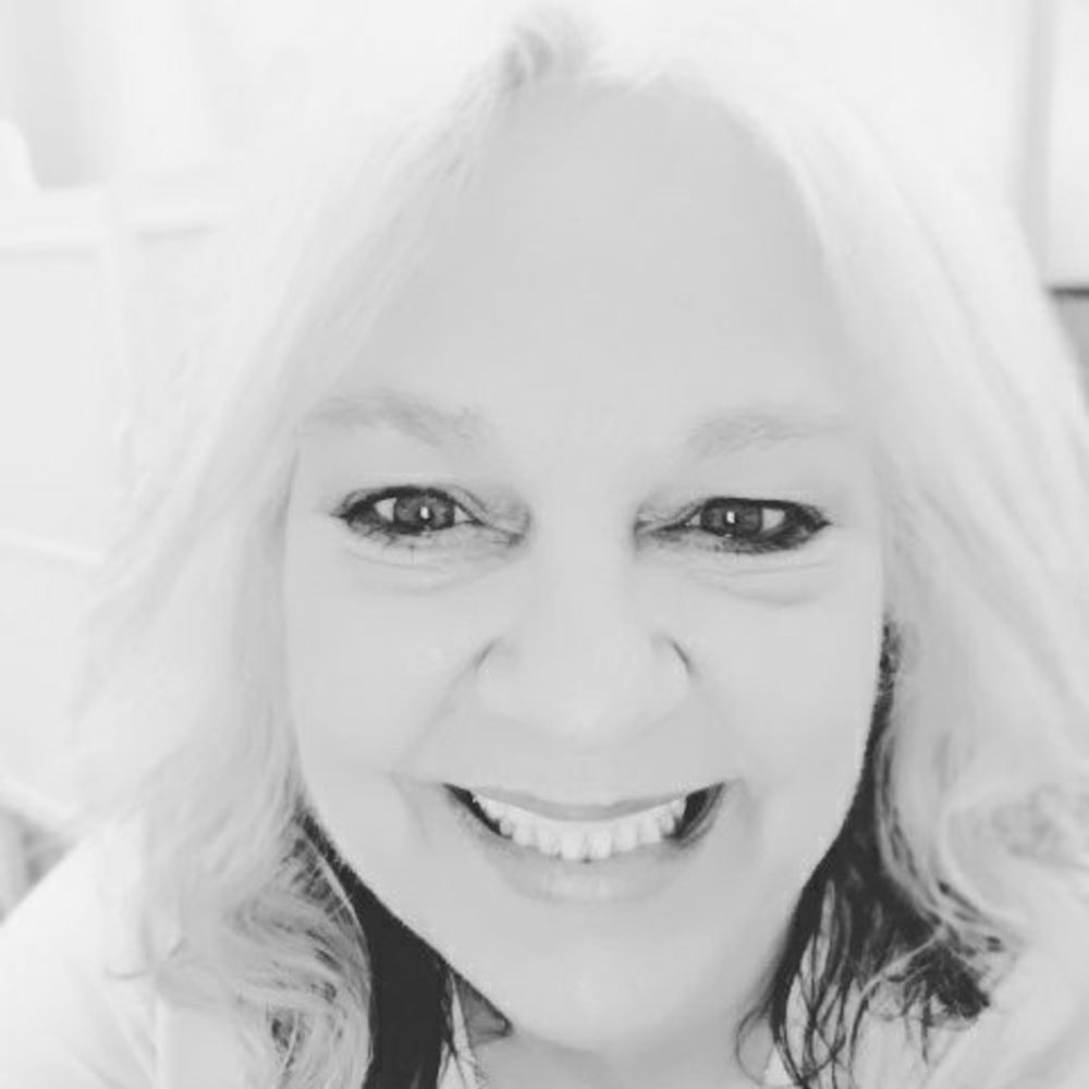 Meet your Posher, Tina